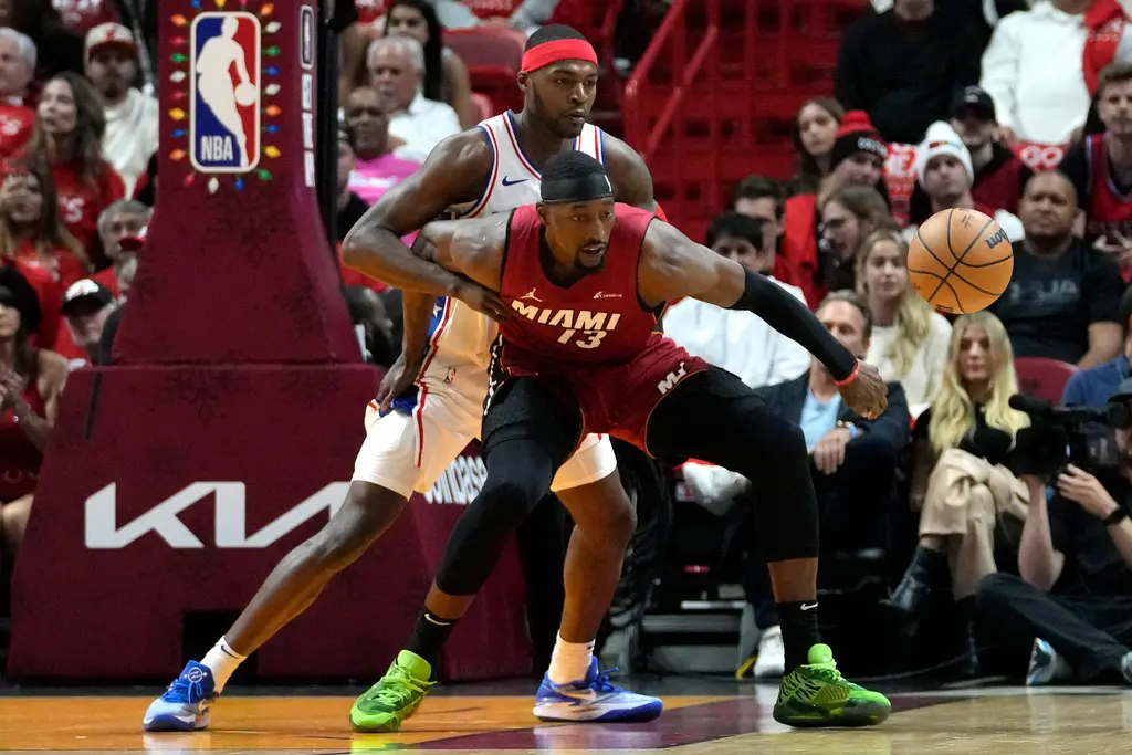 ▲熱火靠著末節Bam Adebayo與新秀Jaime Jaquez Jr合砍20分，終場便以119:113收下3連勝，76人則是中斷近期2連勝。（圖／美聯社／達志影像）