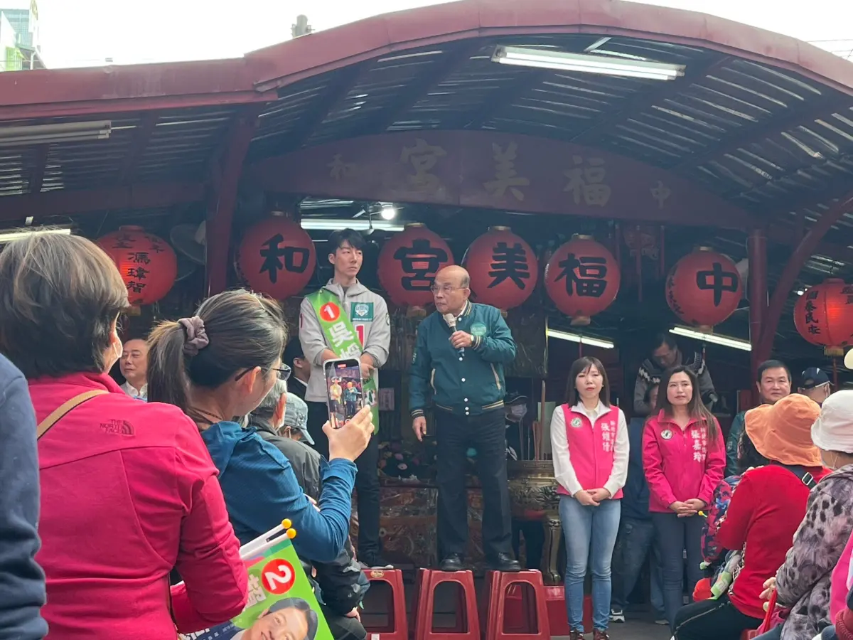 ▲賴清德昨日政見會上搬出蔣經國砲轟國民黨親中，蘇貞昌表示蔣在世會被國民黨活活氣死。（圖／蘇貞昌辦公室提供）