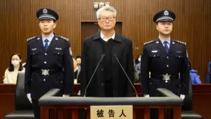 中國又傳高官收賄!山東艦總指揮胡問鳴貪污近3億 一審重判13年