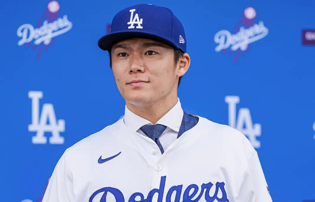 ▲日籍好手山本由伸穿上道奇隊18號球衣，成為自前田健太後，再度穿上此號碼的日本球員。（（圖／美聯社／達志影像）