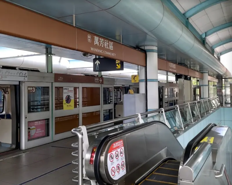 ▲台北捷運文湖線「萬芳社區站」，11月單日平均運量是4500餘人進出，是北捷最低運量的站別。（圖/Google評價）