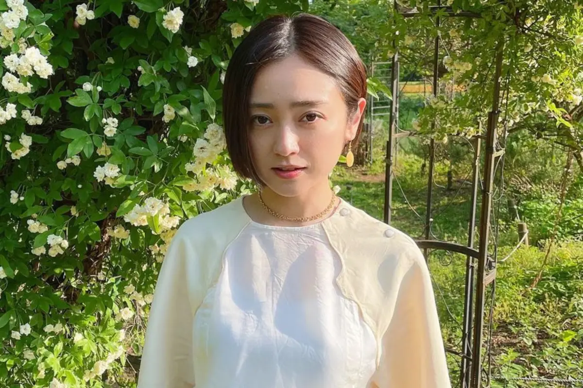 ▲安達祐實12歲演出《無家可歸的小孩》爆紅，出道多年因凍齡的臉蛋被封為童顏女神。（圖／安達祐實IG）