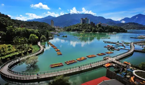 ▲日月潭環潭區一直都是南投最強的景點，2025年11個月之間吸引240萬人次到訪。（圖/日月潭國家風景區官網）