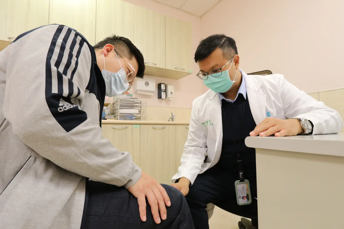 ▲醫師提醒，骨質疏鬆民眾更要謹慎服用保健食品，以免惹病上身。(圖／醫院提供2023.12.28)