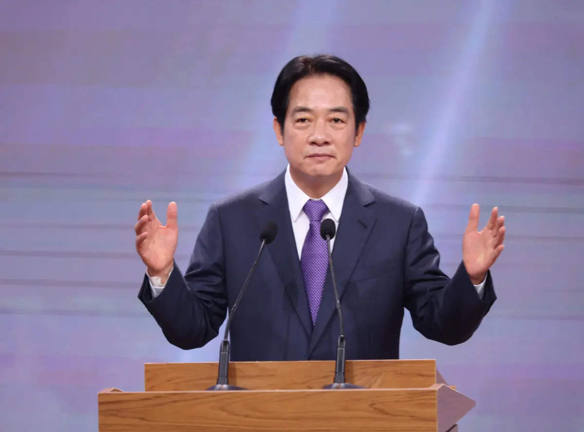 ▲2024唯一總統候選人電視辯論會今（30）日下午2點登場，賴清德質疑柯文哲口口聲聲說要創造一個新政治文化，但實際上做的事情都跟國民黨一樣。（圖／台北市攝影記者聯誼會）