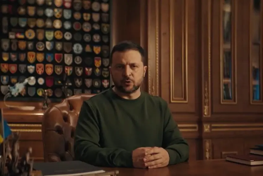 ▲烏克蘭總統澤倫斯基發表新年致辭，矢言要在2024年對俄羅斯軍隊「發洩怒火」。（圖／翻攝澤倫斯基臉書）