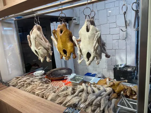 超佛心!呈信鵝肉「每月1號」免費送鵝肉飯:隱藏優惠限3點~6點 ▲台北永和發跡的「呈信鵝肉」,是不少老饕吃不膩的在地美味。(圖/翻攝自呈信鵝肉FB)