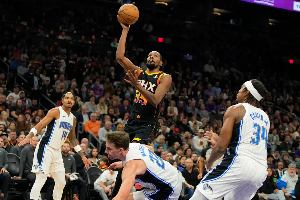 ▲太陽三巨頭發威，Kevin Durant攻下31分率隊3連勝。（圖／美聯社／達志影像）