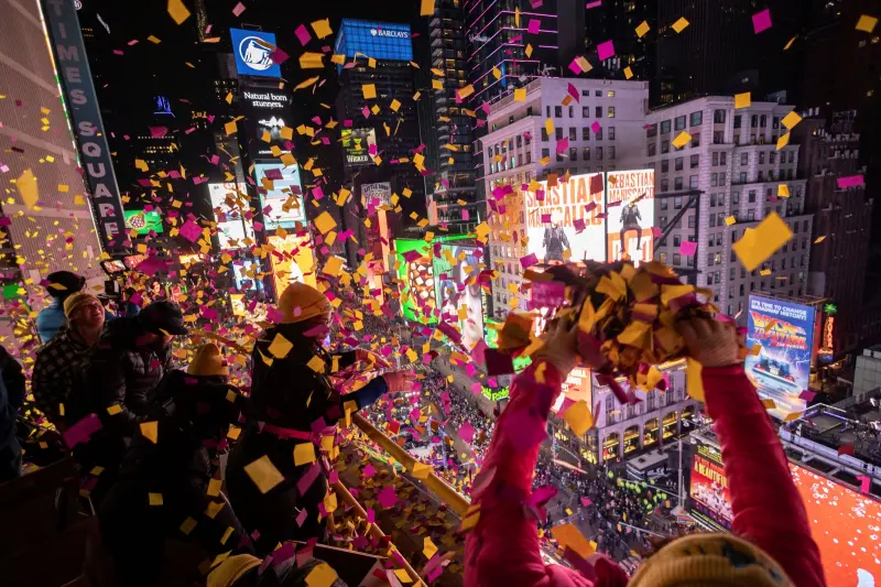 ▲美國紐約時報廣場在台灣時間1日下午1點也迎來2024年。（圖／美聯社／達志影像）