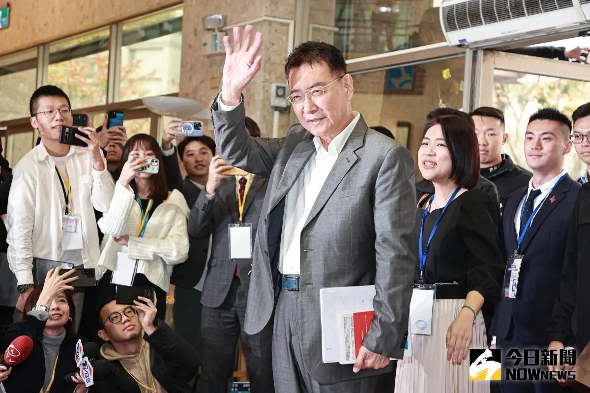 ▲2024國民黨副總統候選人趙少康，今（1）日在辯論會上宣布辭職中廣董事長。（圖／記者葉政勳攝 , 2024.01.01）