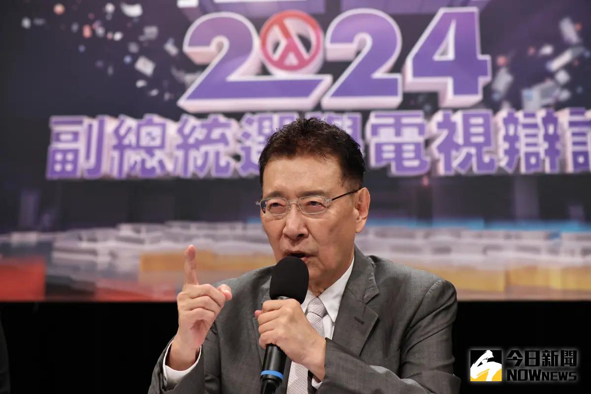 ▲國民黨副總統候選人趙少康質疑蔡政府外交作為。（圖／記者陳明中，2024.01.01）