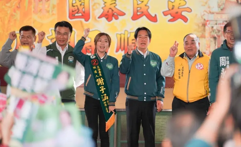 ▲賴清德批評對手侯友宜嘴巴說要掃黑,但黨內一堆黑金家族,要掃到哪裡去?(圖/謝子涵競總提供,2024.01.01)