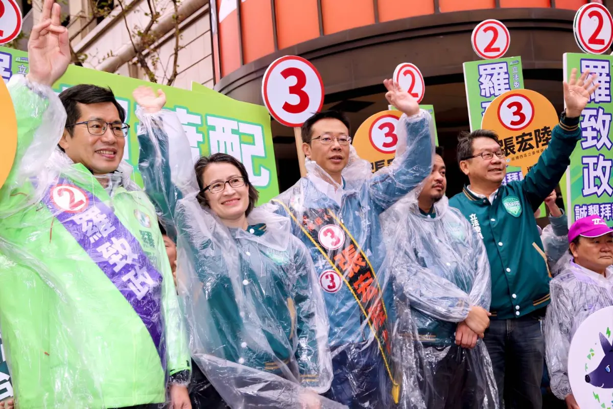 ▲對於民進黨立委羅致政遭控成性愛片男主角，蕭美琴表示走在對的路上會遭遇障礙與攻擊，甚至是製造假影片，大家要一起譴責抹黑造謠。（圖／賴清德競辦提供）