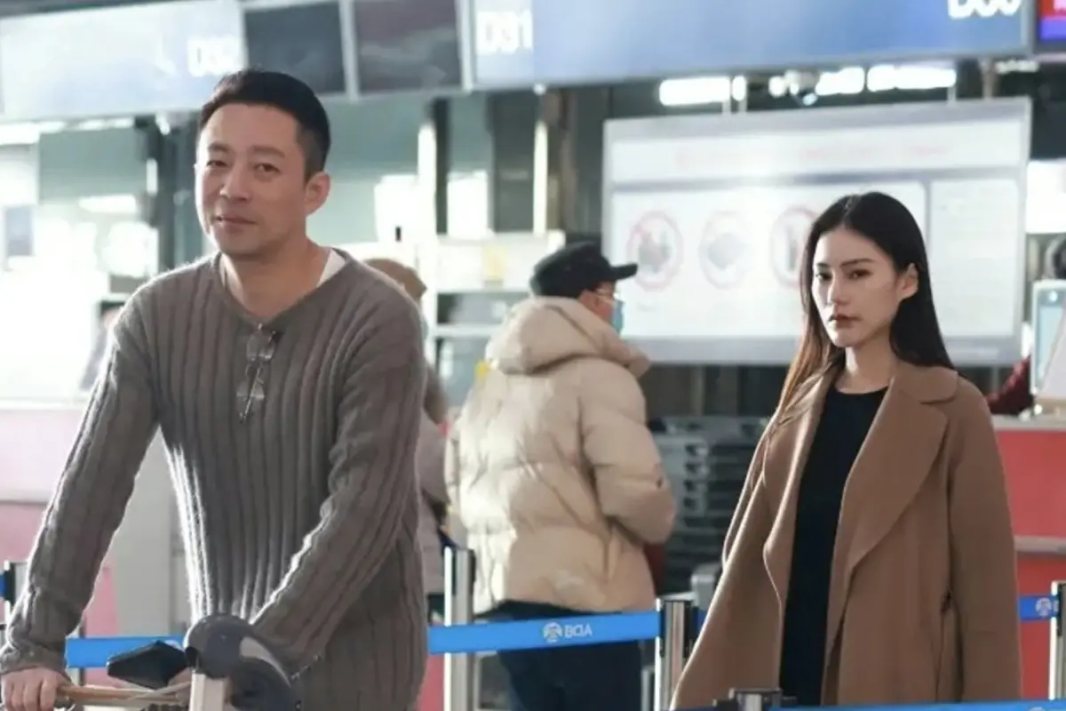 ▲汪小菲與女友Mandy兩人相戀，Mandy被網友起底曾離過婚，而疑似前夫男主也獻聲說話表達祝福。（圖／翻攝自芒果撈小萌主微博）