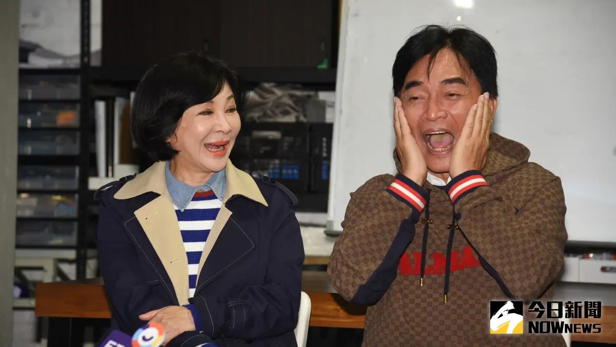 ▲吳宗憲（右）與前職棒球星張誌家是高爾夫球球友，如今談到對方噩耗，讓吳宗憲不禁感慨，「少跟他打了一場球。」左為吳淡如。（圖／記者陳明安攝影）