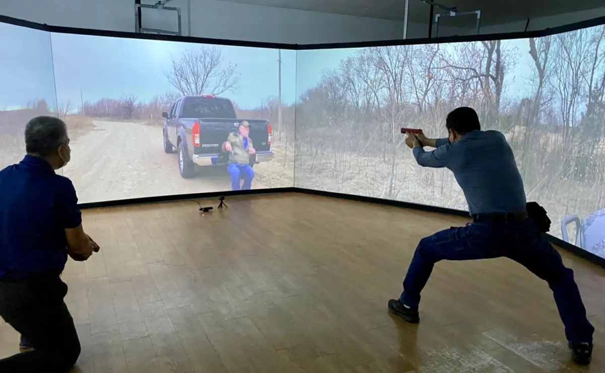 ▲內政部長林右昌稱，將建置互動式情境模擬靶場。（圖／內政部提供）