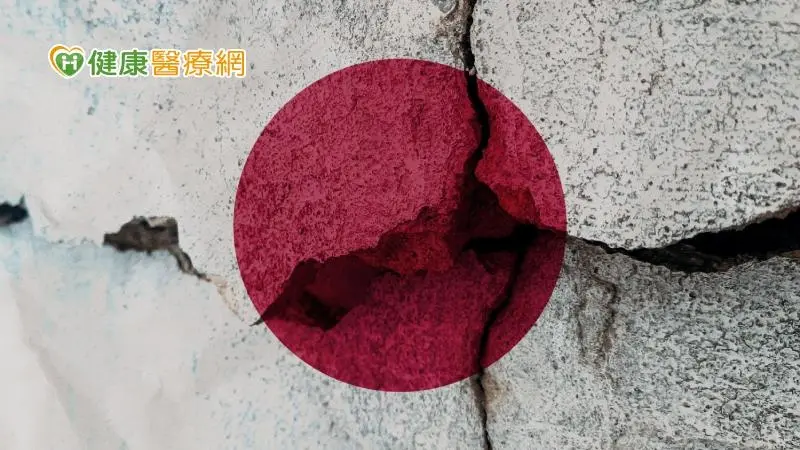 ▲日本強震！災害發生時該如何應變？　山下智久翻譯轉發「防寒對策」