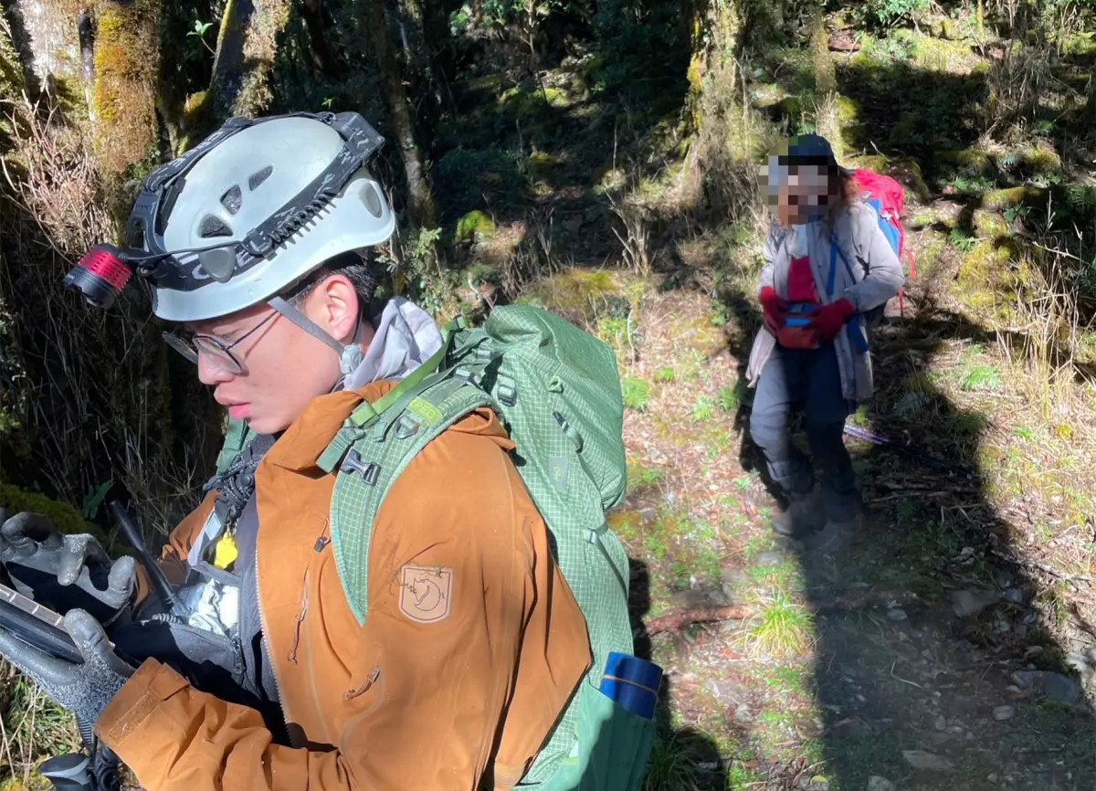 ▲有民眾在昨（3）日攀登北大武山迷途，搜救人員在今（4）日上午9點13分於屏東及台東交界處附近發現迷路者，生命徵象穩定。（圖／翻攝畫面）