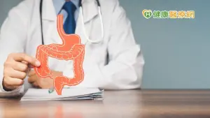 巴紐律師罹腸癌來台就醫！　費近一年治療成功完成療程
