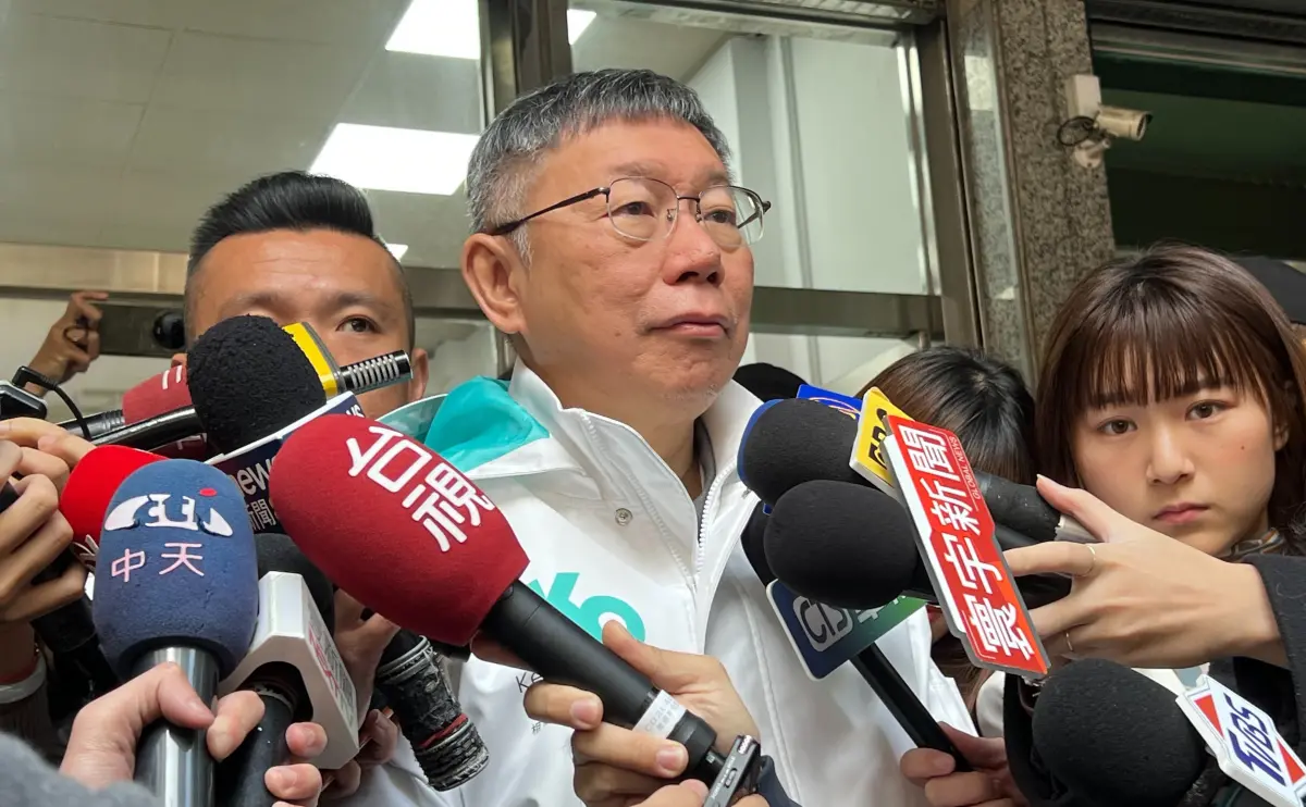 ▲國民黨是民進黨的舊恨，民眾黨是民進黨的新仇。舊恨是慢性病，很難處理，新仇是急性病，會被下重手解決。在野選輸了，國民黨還有龐大地方政權和基層組織。但民眾黨可能被民進黨當成「毒草」連根除盡。（圖／記者顏幸如攝，2024.01.05）