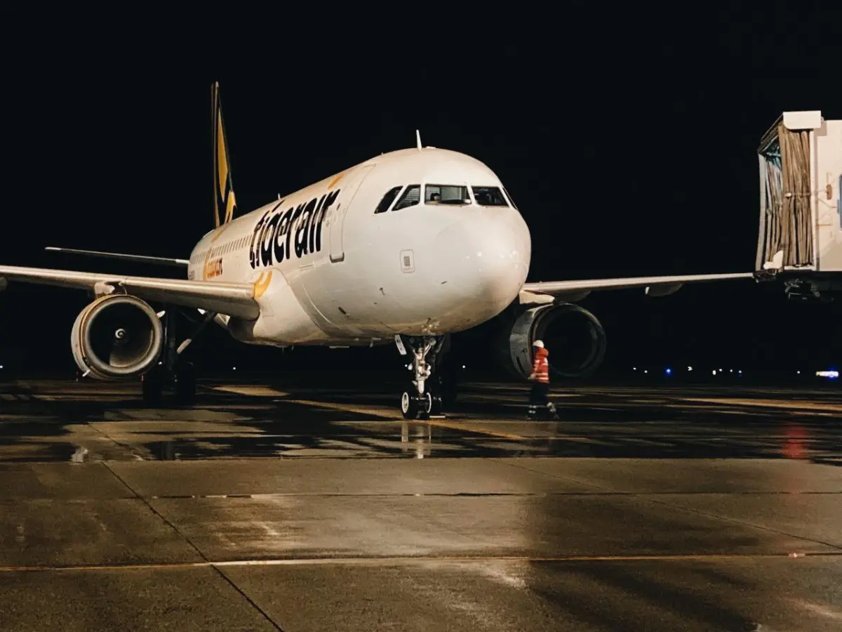 ▲台灣虎航今（5）日執行日本強震後的首班航班，並運送六箱物資至新潟。（圖／翻攝自台灣虎航臉書粉專）