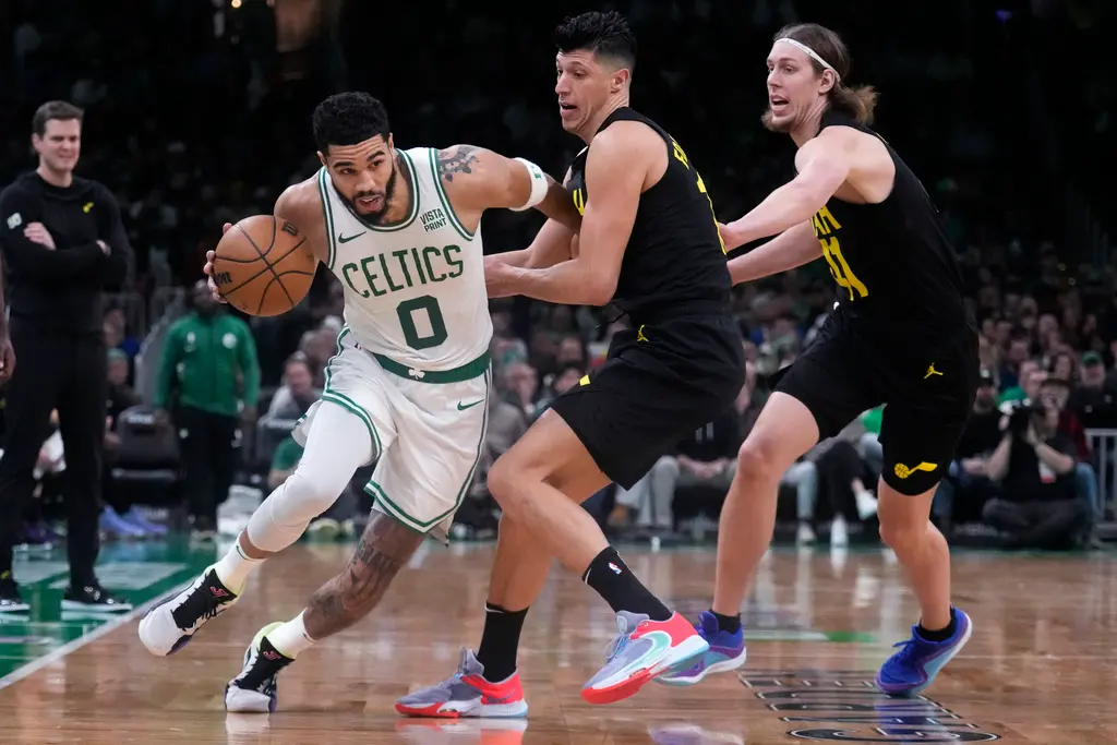 ▲塞爾提克當家球星Jayson Tatum全場5記三分球，轟下30分。（圖／美聯社／達志影像）