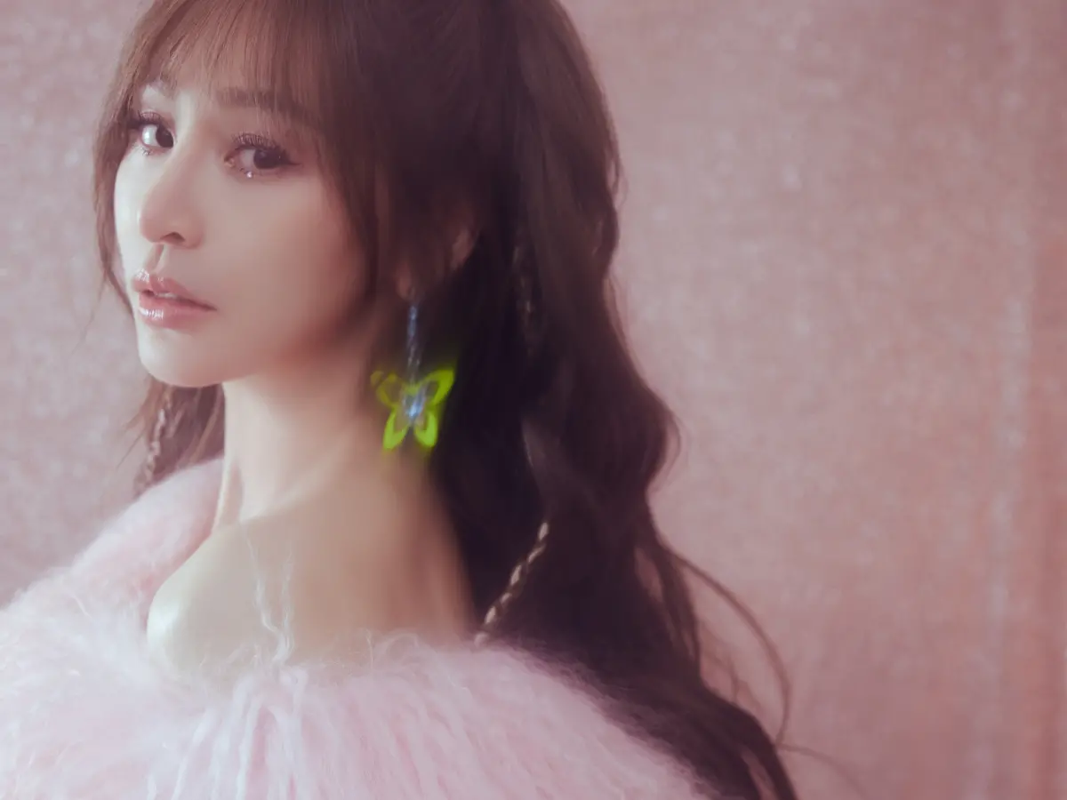 ▲王心凌工作滿檔，累到受不了在機場向粉絲撒嬌。（圖／天晴娛樂提供）