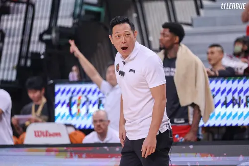 ▲如今球隊逐漸願意把機會交給本土教練，許皓程也感受到肩上的責任更重。「我們這些本土教練更應該認真學習，在執教上更加專注，讓球迷看到臺灣教練其實也很棒，年輕教練也能努力往上爬。」（圖／T1提供）