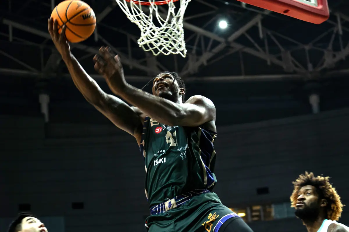 ▲雲豹洋將威廉斯 (Devin Williams)繳出28分、25籃板。（圖／桃園雲豹球團提供）