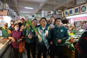 一定要讓他連任 黃偉哲:李昆澤是最具交通專業優秀立委