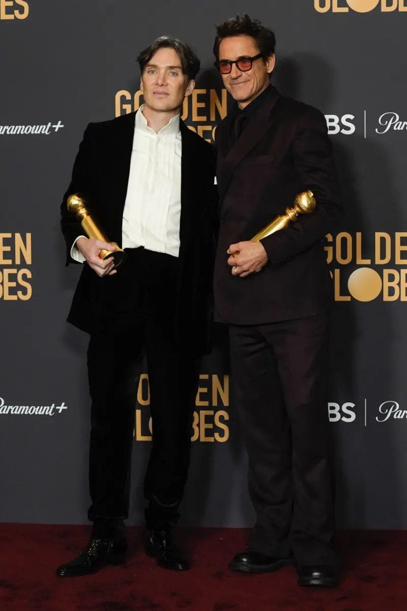 ▲席尼墨菲（左）、小勞勃道尼主演《奧本海默》，雙雙拿下金球獎影帝和男配角獎項。（圖／美聯社／達志影像）