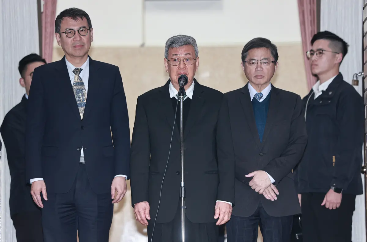 ▲陳建仁表示高端採購合約絕無不可告人之事，呼籲在野黨與有心人士勿因個人政治利益，抹煞台灣防疫人員的努力與貢獻。（圖／記者葉政勳攝，2024.01.09）