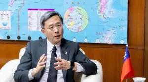 登義媒紀錄片　李淳：中國意圖恐嚇台灣「不戰而屈人之兵」

