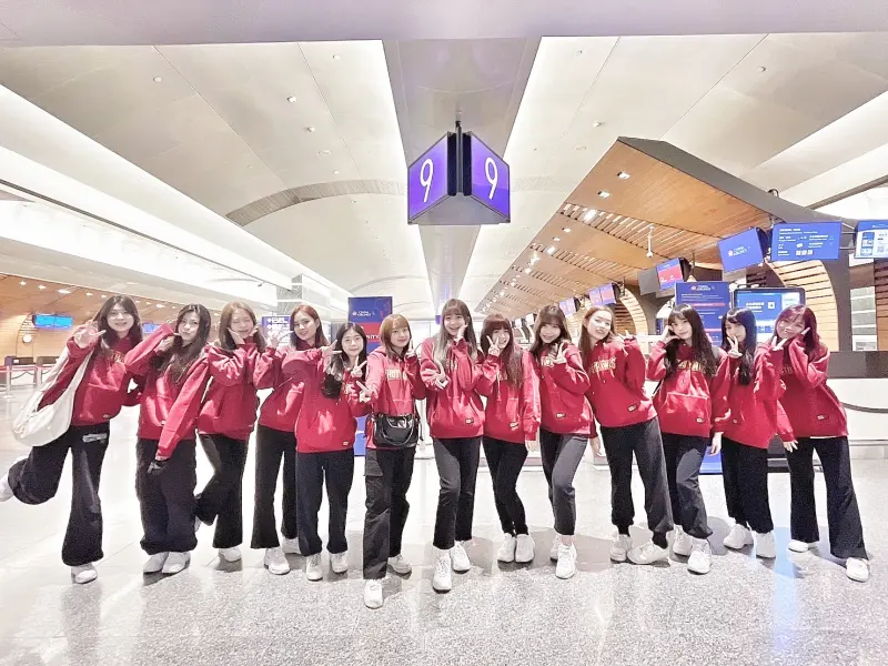 ▲ 安芝儇領軍！台鋼雄鷹啦啦隊Wing Stars前往韓國培訓。（圖／台鋼雄鷹提供）