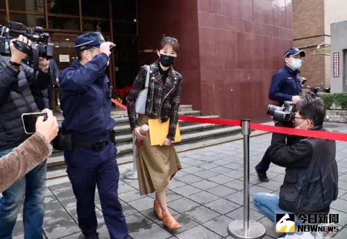 王郁文 ▲綽號公衛文、水母的王郁文因立委助理費案前往法院開庭(圖/記者陳明中攝,2024.01.10)