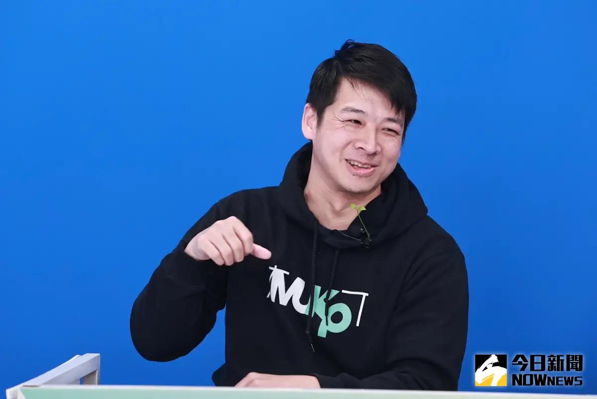 ▲民眾黨副秘書長許甫參加《NOWnews今日新聞》直播節目錄影。（圖／記者葉政勳攝）