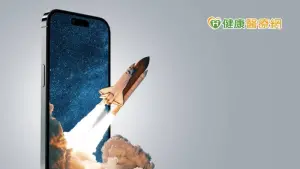 飛彈還是衛星？國家警報炸響！　醫傳授查證5招免焦慮
