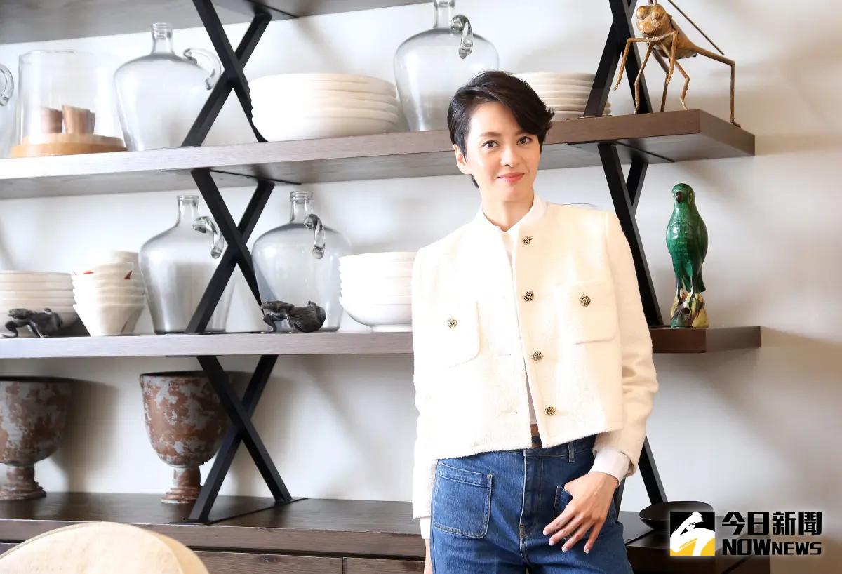 ▲梁詠琪在開唱前都不忘監督女兒做功課，她坦言不會希望女兒成為「最美星二代」，只求女兒快樂就好。（圖／記者吳翊緁攝）