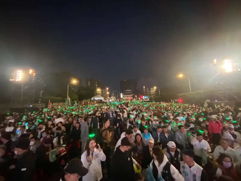 ▲凱道人潮爆滿。（圖／記者陳明中攝，2024.01.12）