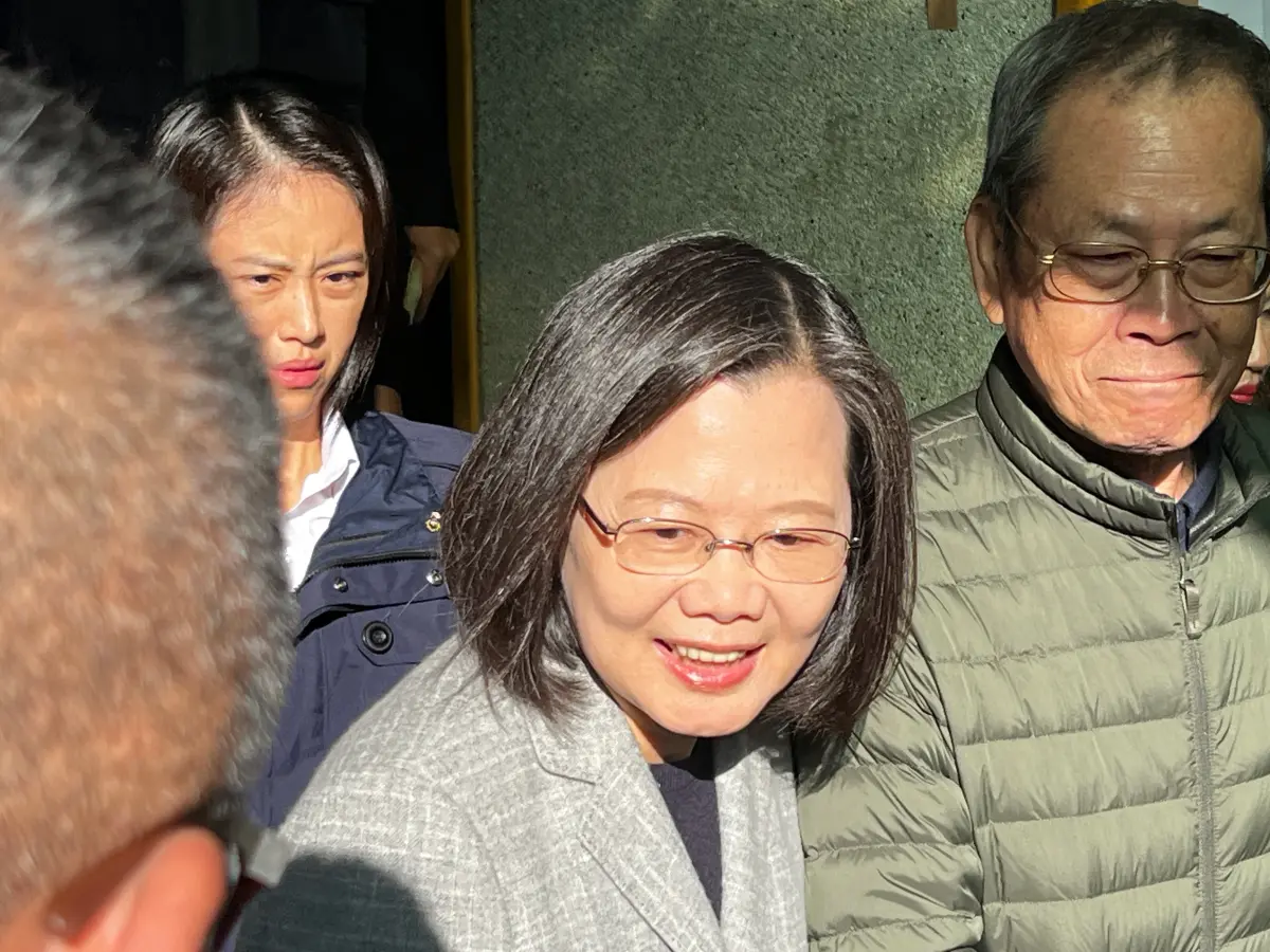 ▲總統蔡英文投票日上午現身永和秀朗國小投票。（圖／記者陳建彰攝，2024.01.13）