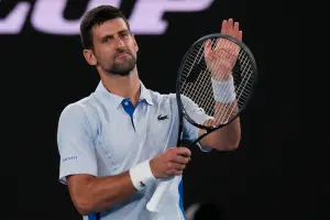 澳網／10冠王Novak Djokovic首輪就激戰4小時！帶著手傷艱辛過關
