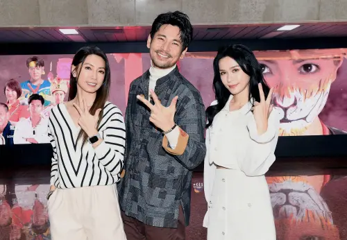 ▲林韋君(左起)、楊子儀、許鈞鈞宣傳新戲《少女八家將》。(圖/華視提供) ▲林韋君(左起)、楊子儀、許鈞鈞宣傳新戲《少女八家將》。(圖/華視提供)