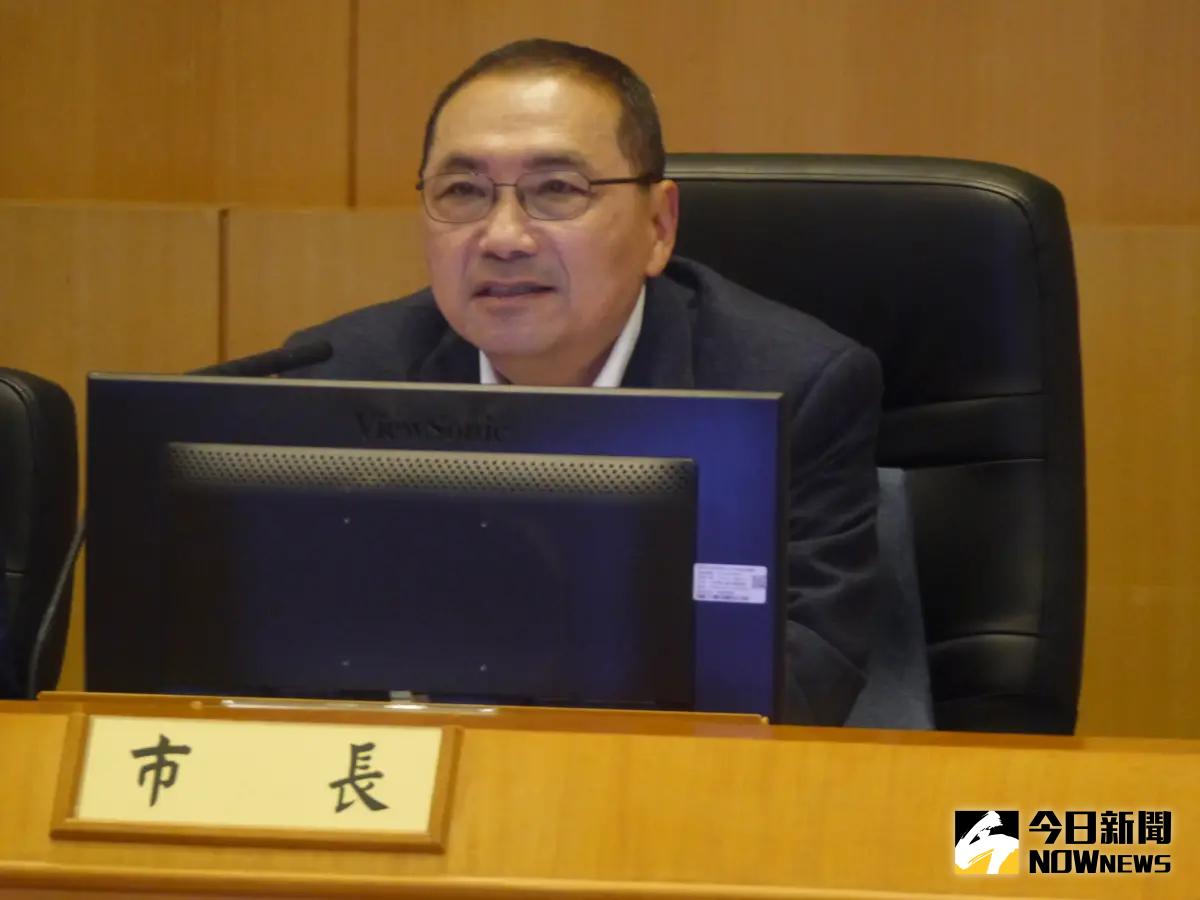 ▲侯友宜選後銷假回歸市府首度主持市政會議，承諾接下來將率領市政團隊好好做事。（圖 ／記者吳嘉億攝，2024.01.17）