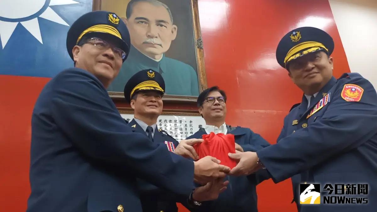 高市警分局長交接 陳其邁盼速熟悉轄區讓市民過好年 地方 NOWnews今日新聞