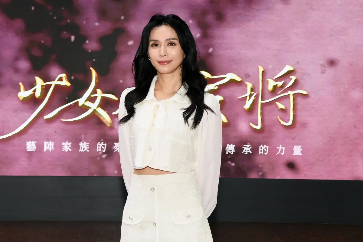 ▲《戲說台灣》女星許鈞鈞罹患乳腺炎，吃類固醇臉蛋全變形。（圖／華視提供）