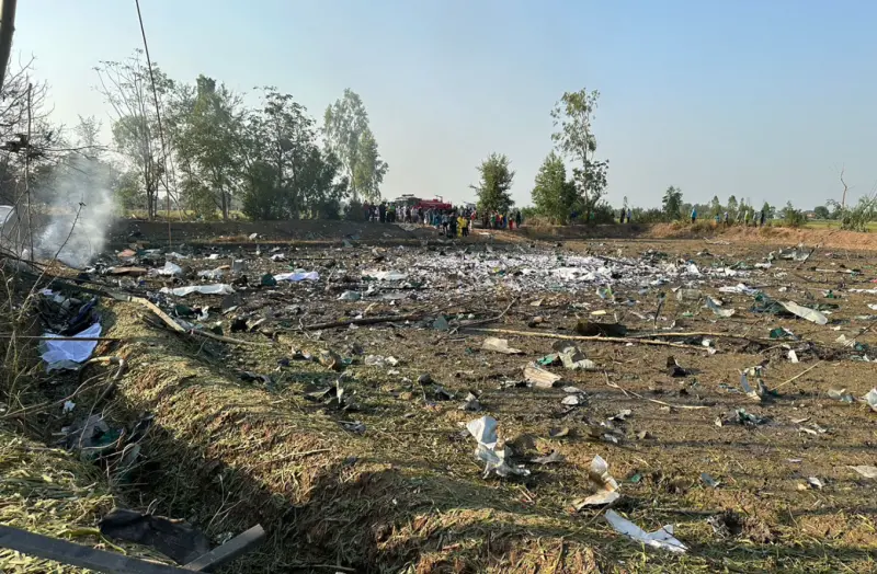 ▲泰國素攀武里府（Changwat Suphan Buri）一間爆竹工廠今（17）日下午3點半左右發生爆炸，目前已知至少20人死亡。（圖／翻攝自泰國內政部）