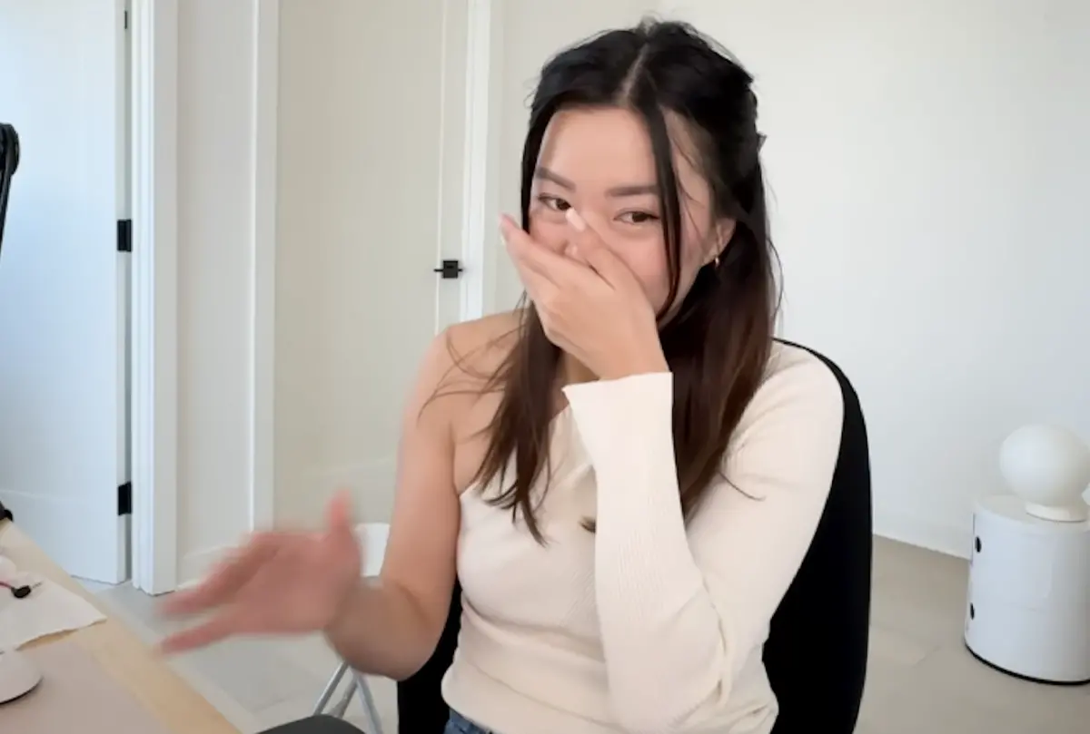 ▲遊戲語音大廠Discord宣布裁員17%員工，一名在裁員名單中的正妹女主管，收到裁員信的瞬間反應全被錄下。（圖／翻攝自IG）