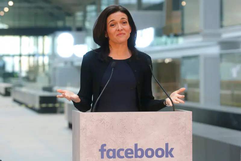 ▲臉書（Facebook）母公司Meta第2號人物桑德柏格（Sheryl Sandberg）宣布將離開董事會，往後將擔任Meta顧問提供協助。（圖／美聯社）