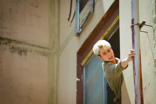 劉冠廷《非殺人小說》全裸到尾椎！吊鋼絲整天　受封台版阿湯哥
