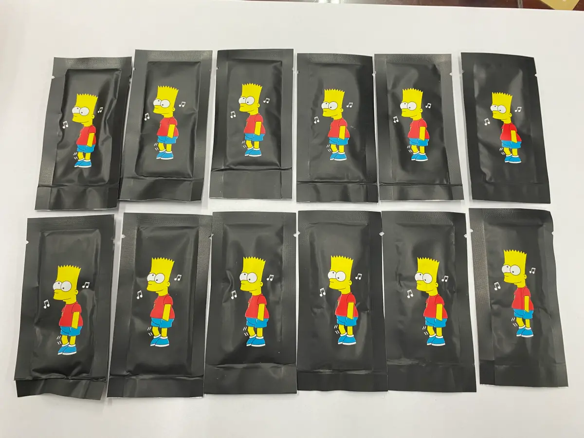 ▲漁業小開染毒  販售「霸子-辛普森」咖啡包（圖/記者鄧力軍翻攝）